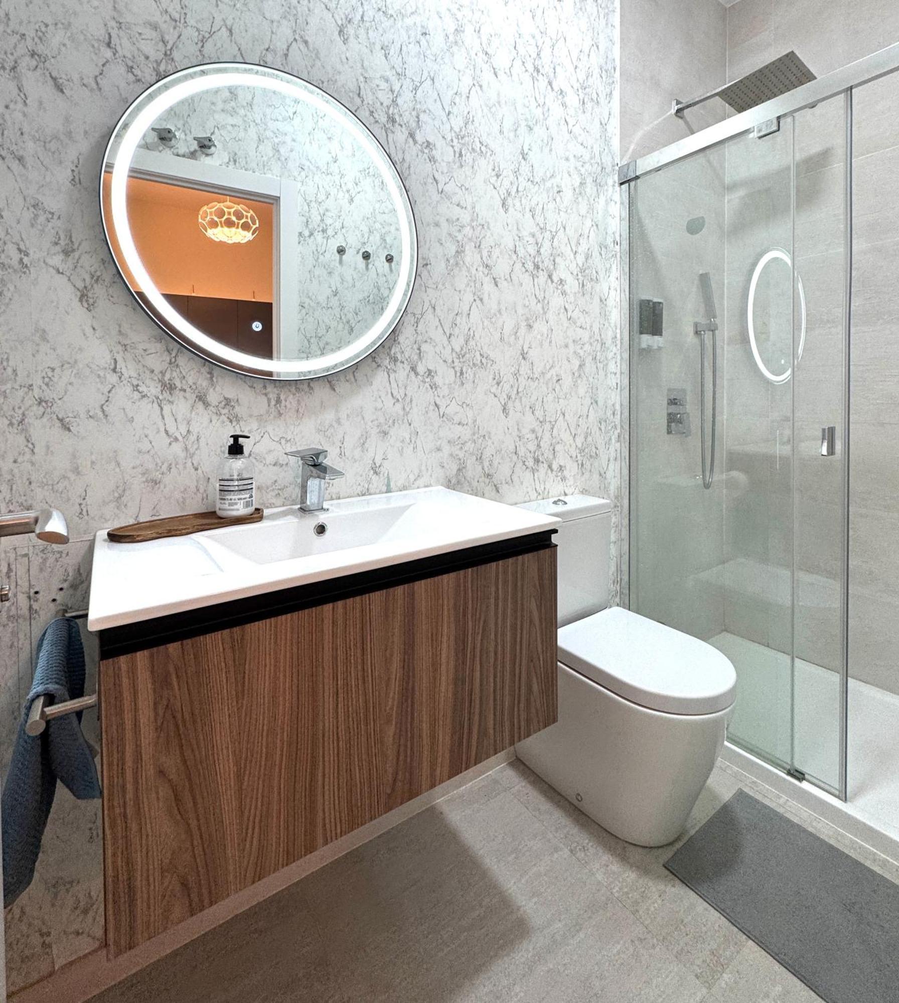Luxury Suite Wifi Ac Servicios En La Puerta Мадрид Екстериор снимка